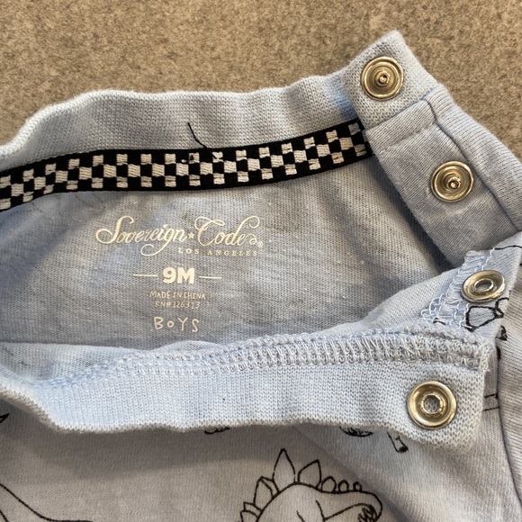 Sovereign Code Baby Boy Dino Onesie & Shorts, Sz 9 Months - Picture 3 of 9